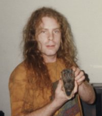 Whoa! Ronnie used to have hair - a LOT of it!